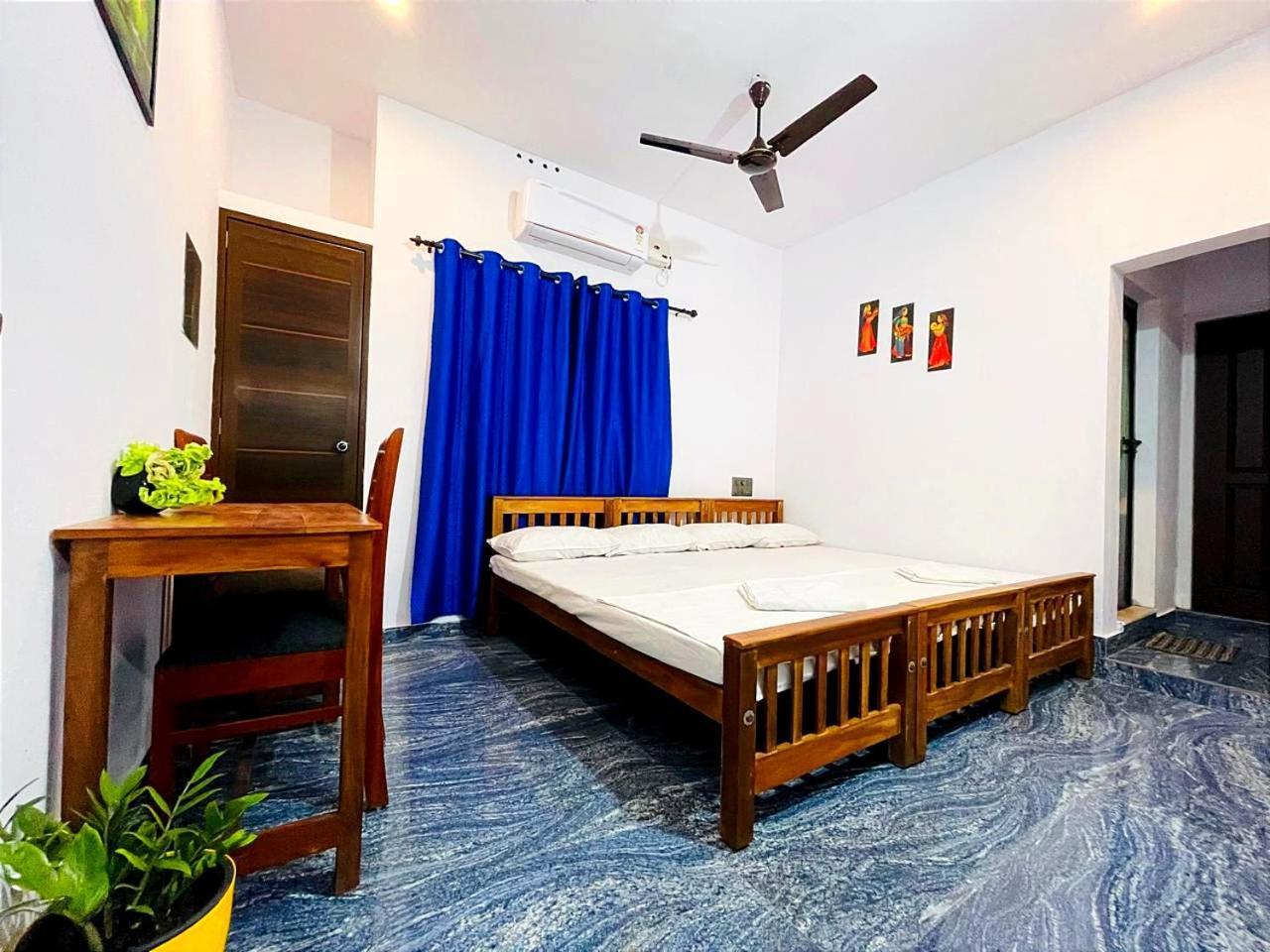Raelyn'S Homestay Kochi Extérieur photo